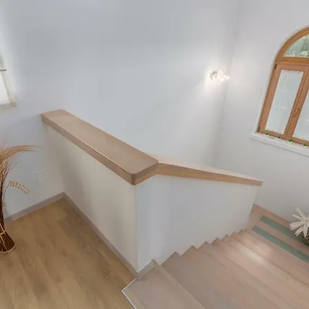 Mala Villa
