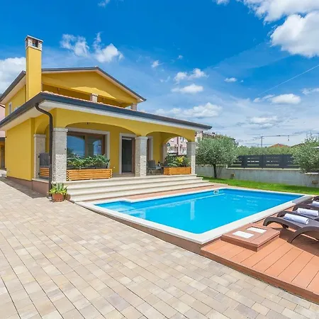Villa Mala