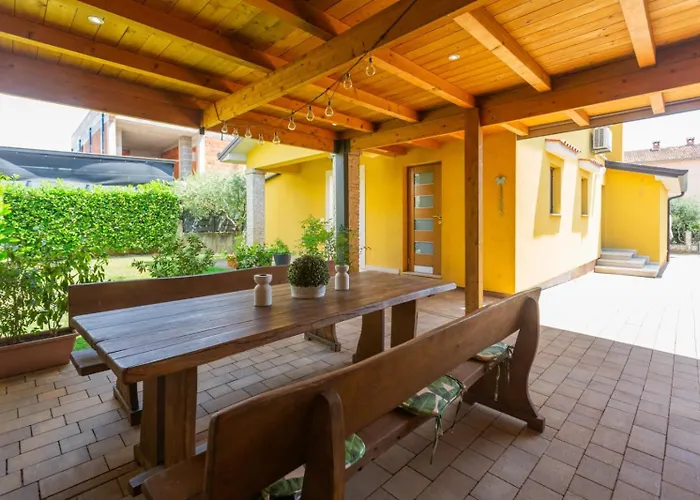 Villa Mala *