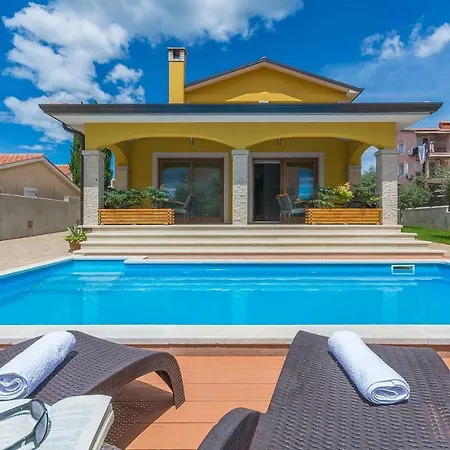 Mala ヴィラ ポレッチ